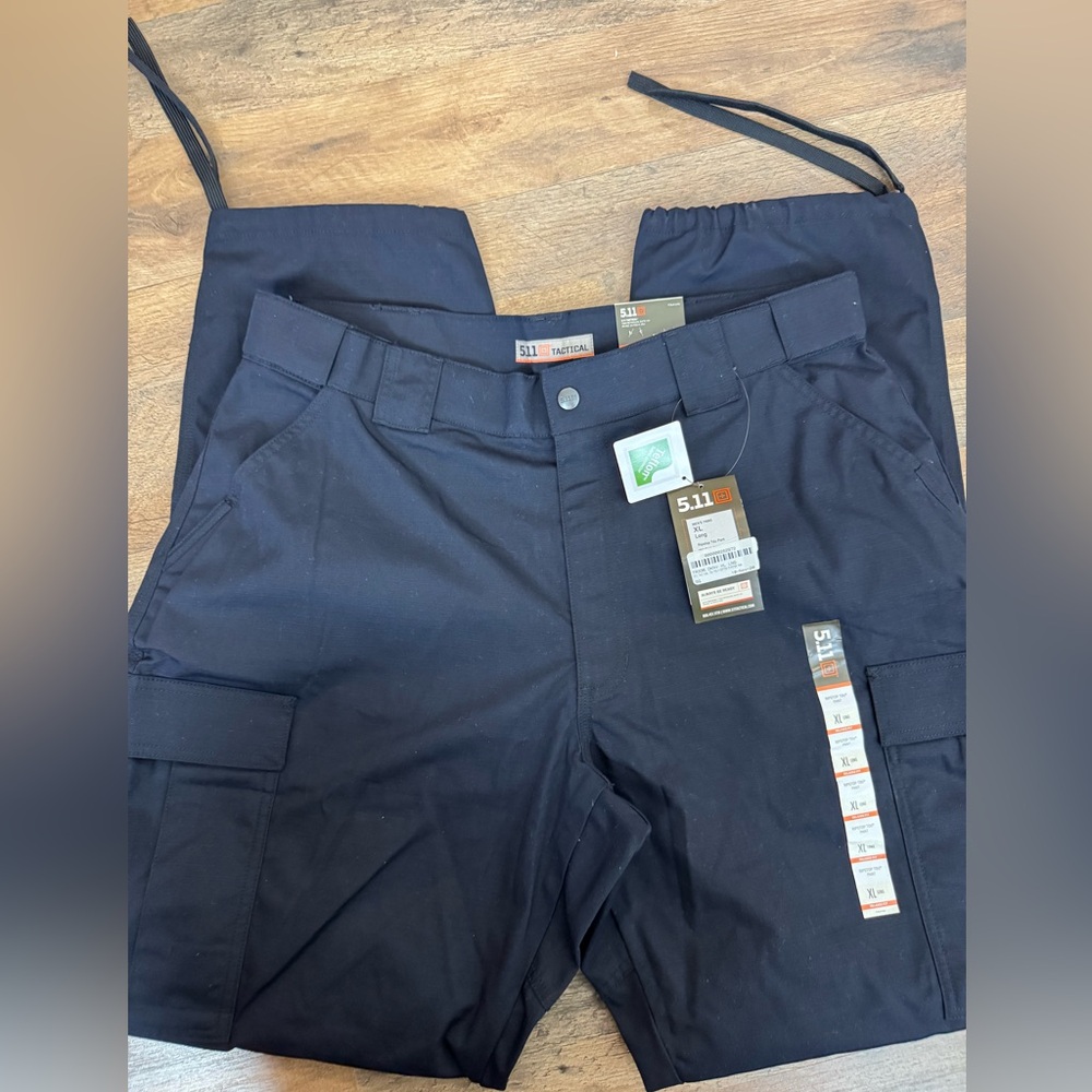 5.11 tactical mens pants NWT XL-long